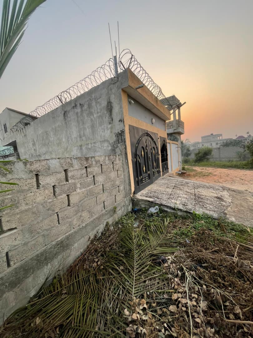 Terrain à vendre à Aképé – 14.000.000 FCFA