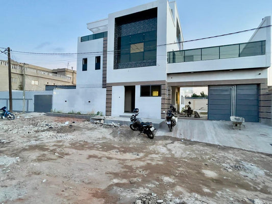 Villa à vendre à Tokoin – 250 Millions FCFA