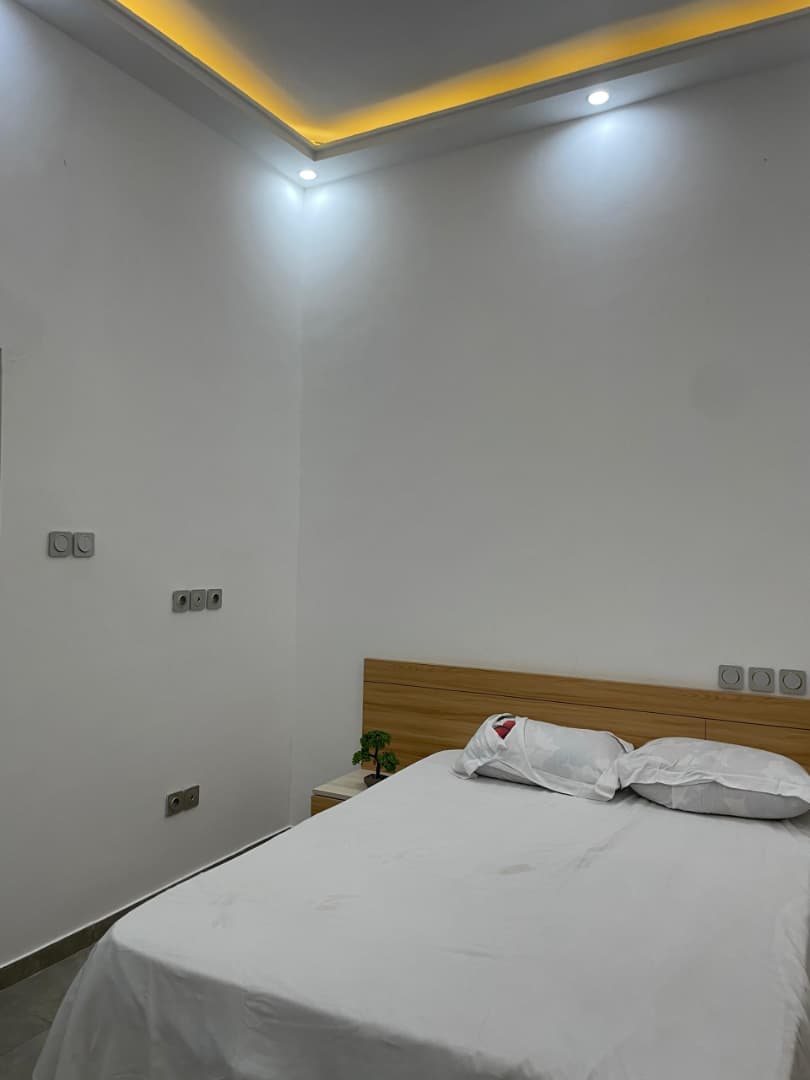 Appartement meublé à Lomégan – 230000 FCFA