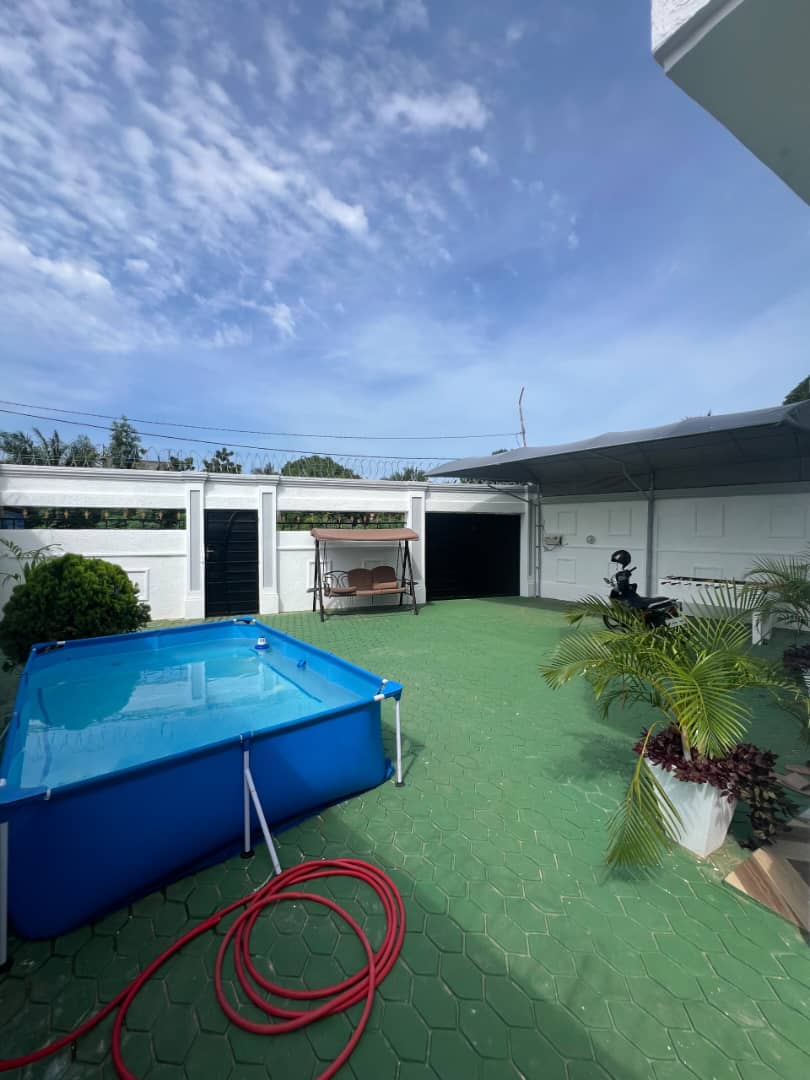 Villa 4 chambres meublée en vente à Adidogomé Segbé – 55 millions FCFA