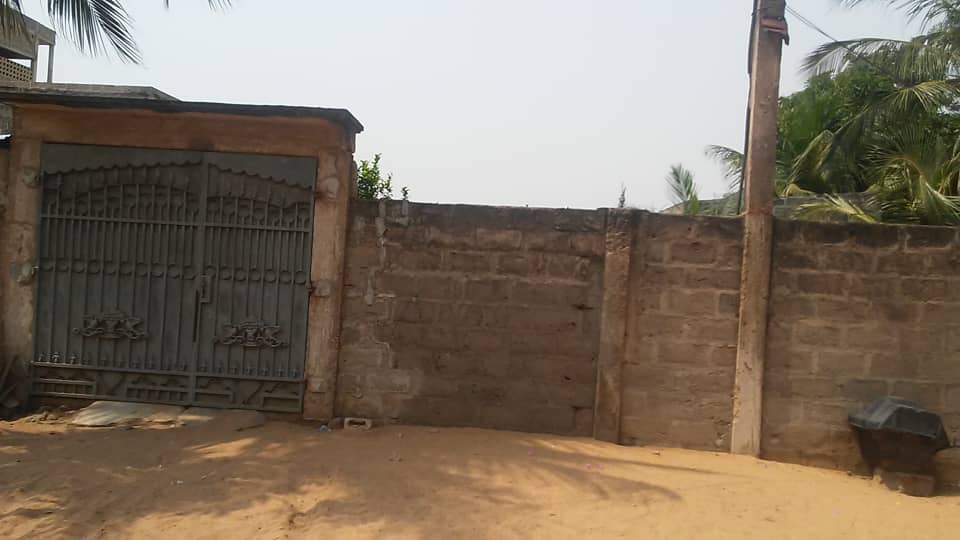 Maison 2 pièces en vente à Avepozo – 15 millions FCFA