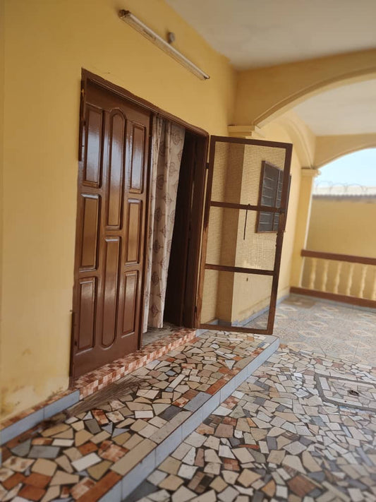 Villa 5 pièces en vente à Ablogamé – 70 millions FCFA