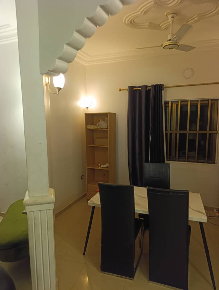 Appartement meublé 2 chambres en location à Baguida Monument – 350 mille FCFA/mois