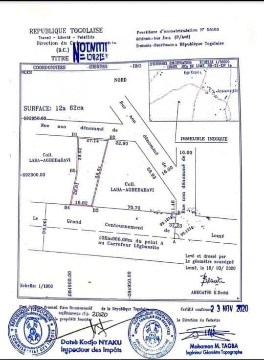 Terrain de 1200 m² en vente au bord du goudron à Aképé – 30 millions FCFA le lot