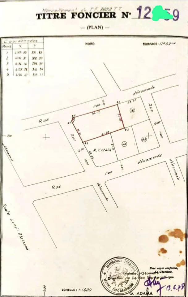 2 lots collés en angle de rues en vente à Tokoin Colombe de la Paix – 85 millions FCFA le lot