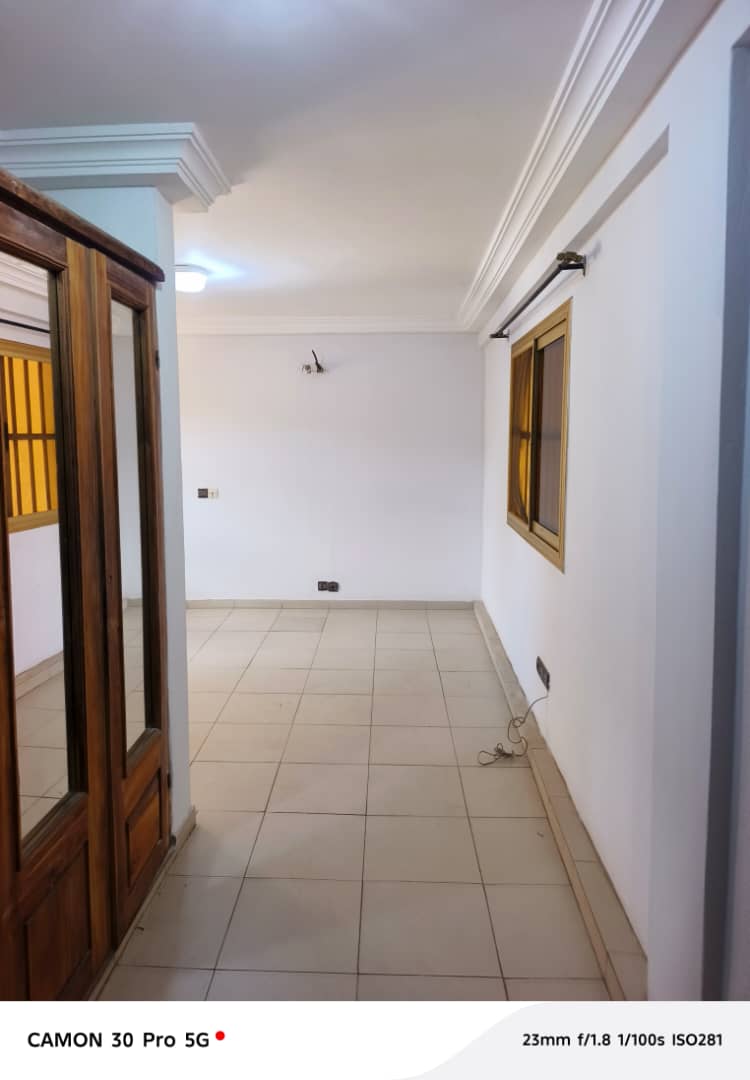 Villa en vente en bordure du goudron à Adidogomé Apédokoè – 270 millions FCFA