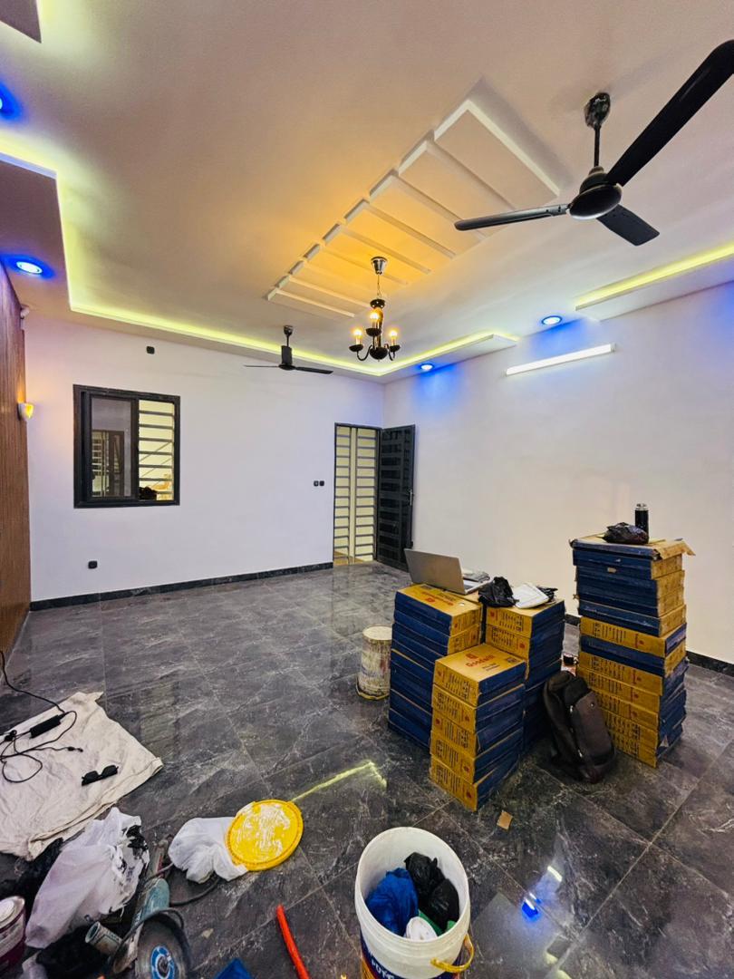 À LOUER NICKEL VILLA 350.000F CFA [KÉGUÉ]