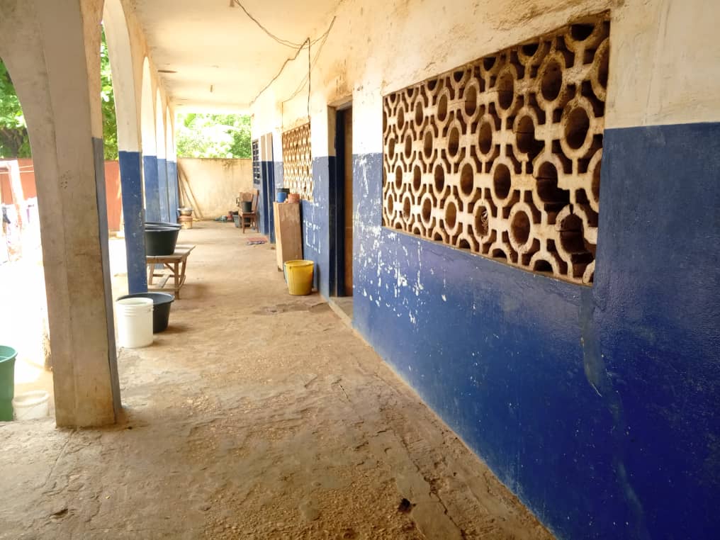 *UNE ÉCOLE NON OPÉRATIONNELLE À VENDRE À HEDJRANAWOÉ*


Une grande école en R+1 non opérationnelle,