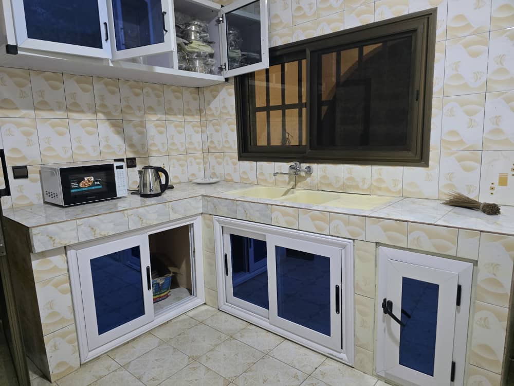 Villa basse 4 chambres en vente en bordure de goudron à Agoè Adougba – 130 millions FCFA