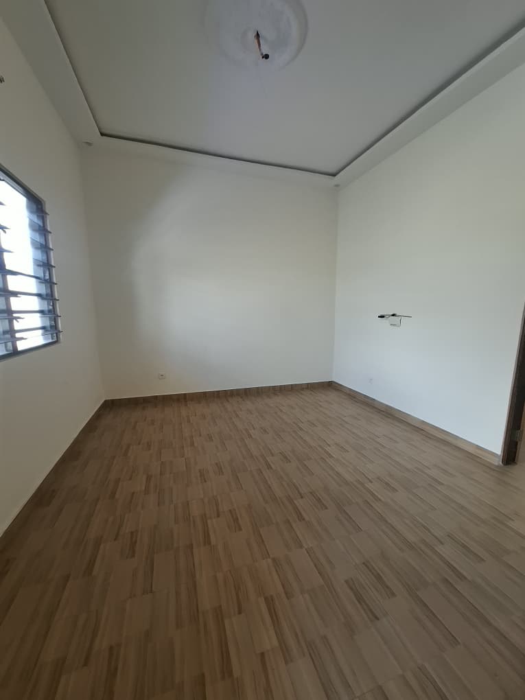 Appartement chambre salon en location à Agoè Amadenta – 50 000 FCFA