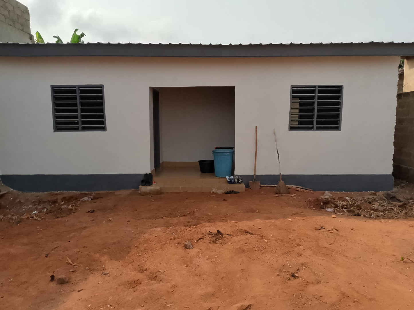 Maison à vendre à Segbe – 12 Millions FCFA