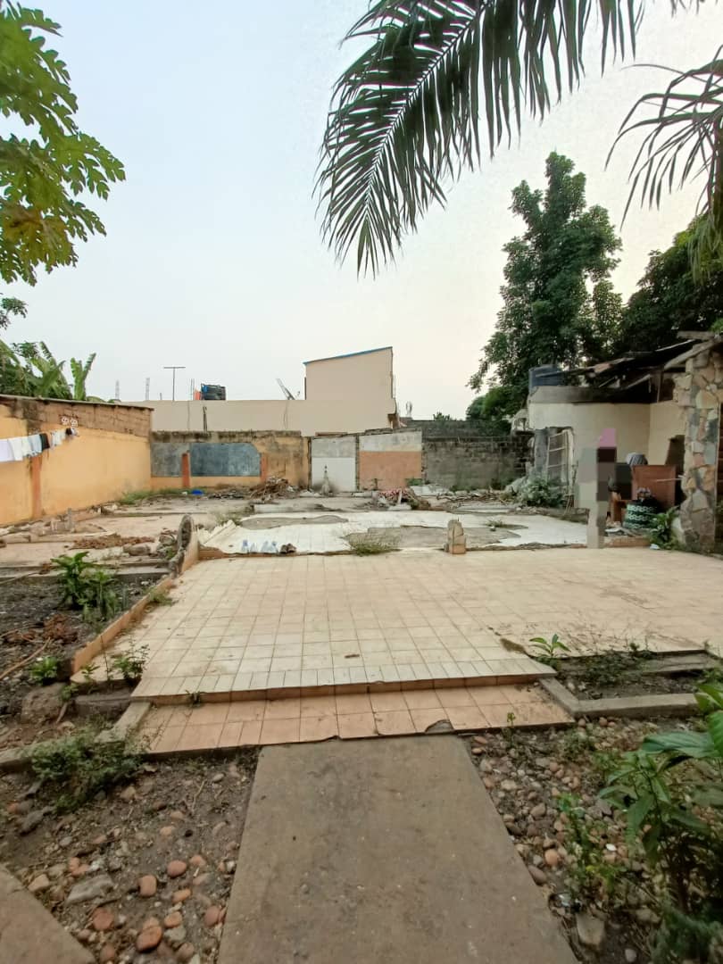 Terrain de 600 m² en vente à Adidogomé Boukarou Souviépé – 25 millions FCFA