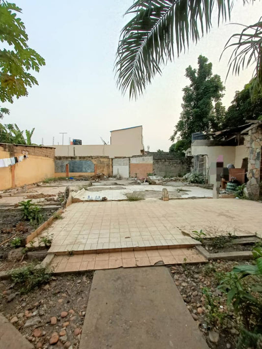 Terrain de 600 m² en vente à Adidogomé Boukarou Souviépé – 25 millions FCFA