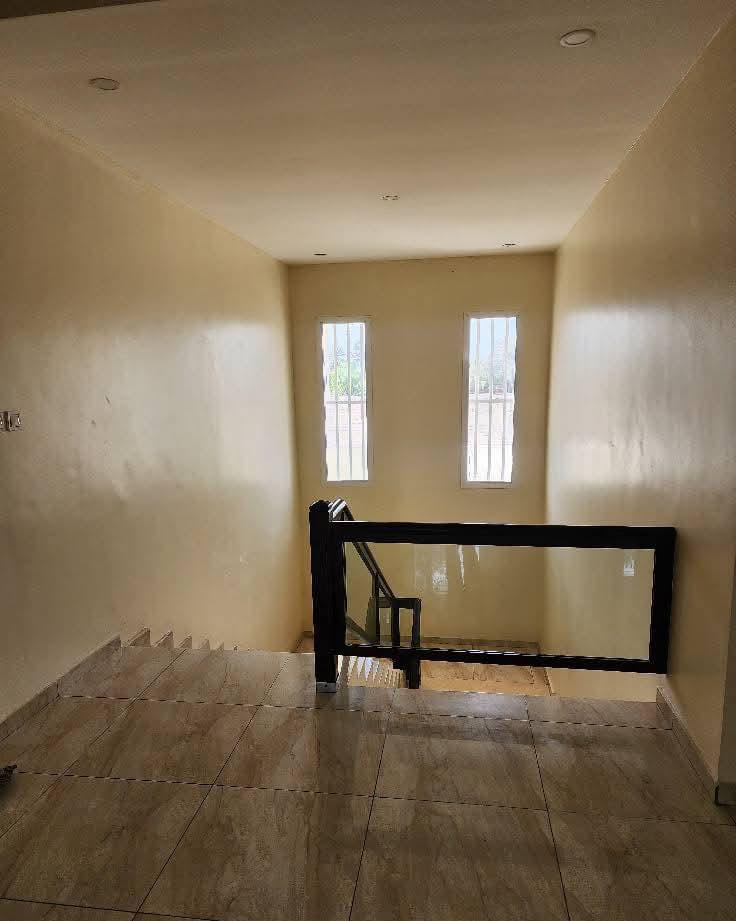 Villa duplex sur 1 lot (600 m²) à vendre à Baguida, Cité Baie des Anges – 420 millions FCFA