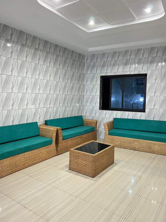 Appartement à louer à Attikoumé – 250 000 FCFA