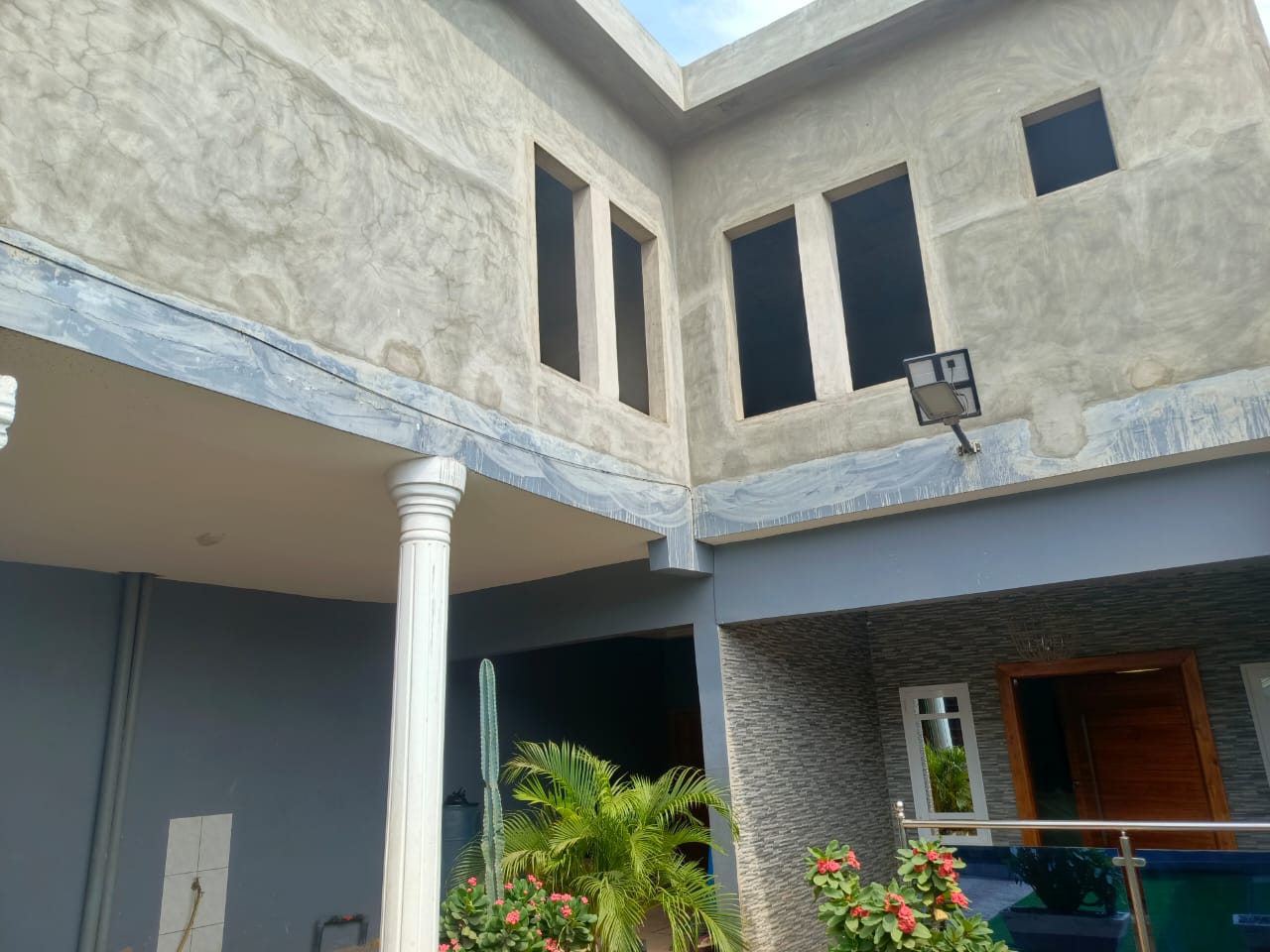 Villa duplex en vente à Attikoumé – 70 millions FCFA