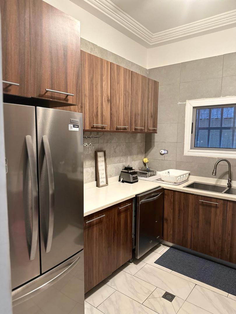 Villa à louer à Légbassito – 800000 FCFA