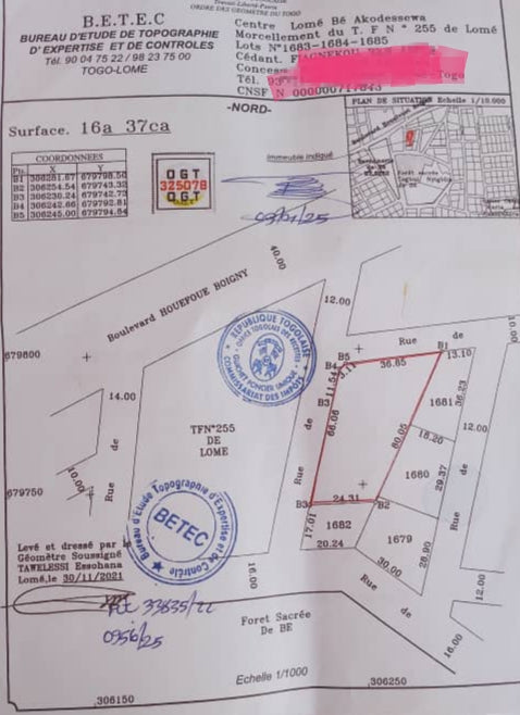 Terrain de 3 lots en vente à Akodessewa – 80 millions FCFA