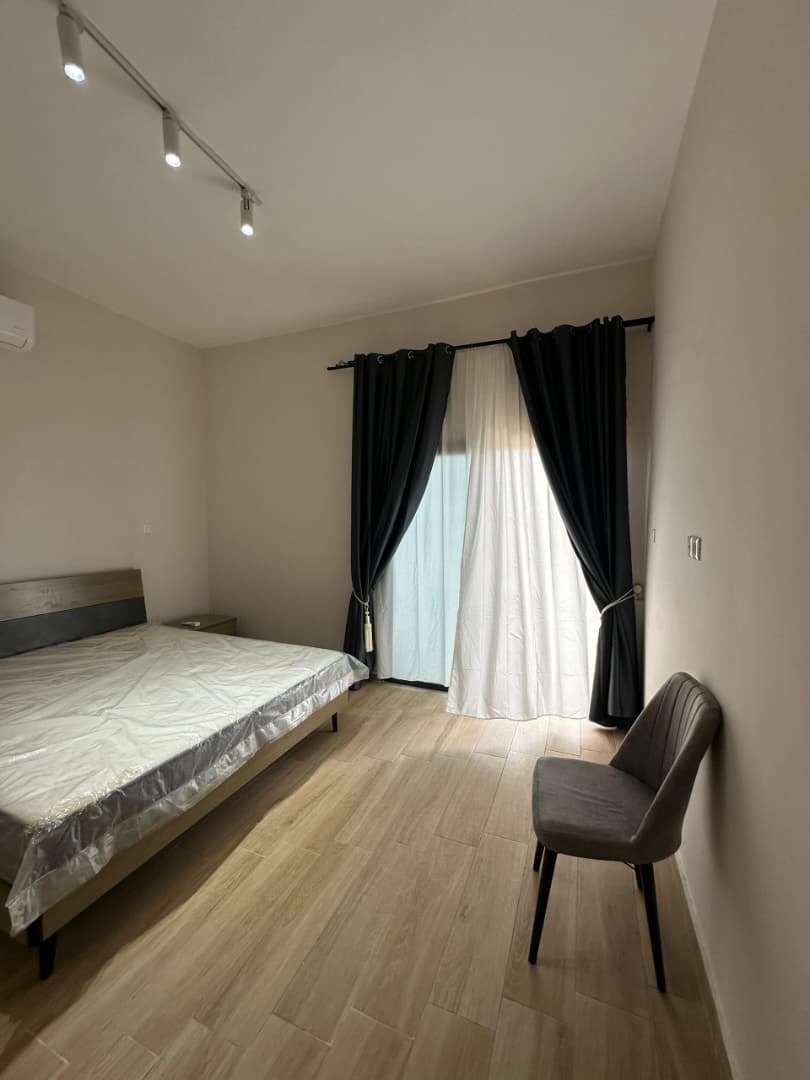 Appartement meublé 2 chambres à louer à Cité Renaissance – 700000 FCFA