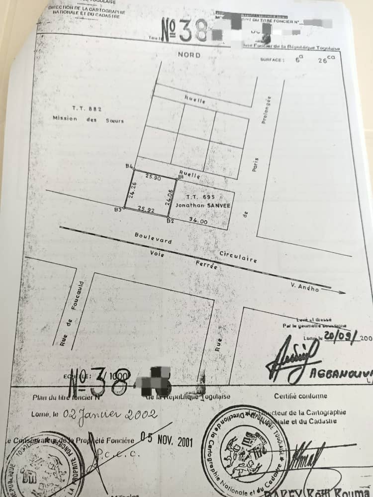 Villa en vente en bord du goudron à Dékon – 500 millions FCFA