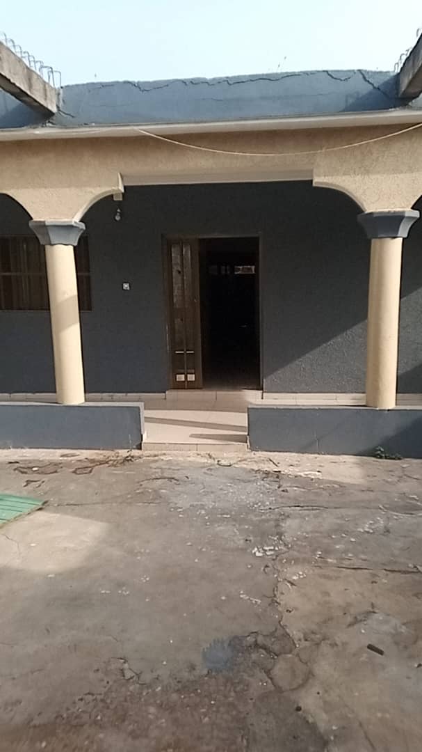 Villa 3 chambres en vente à Amadahomé – 40 millions FCFA