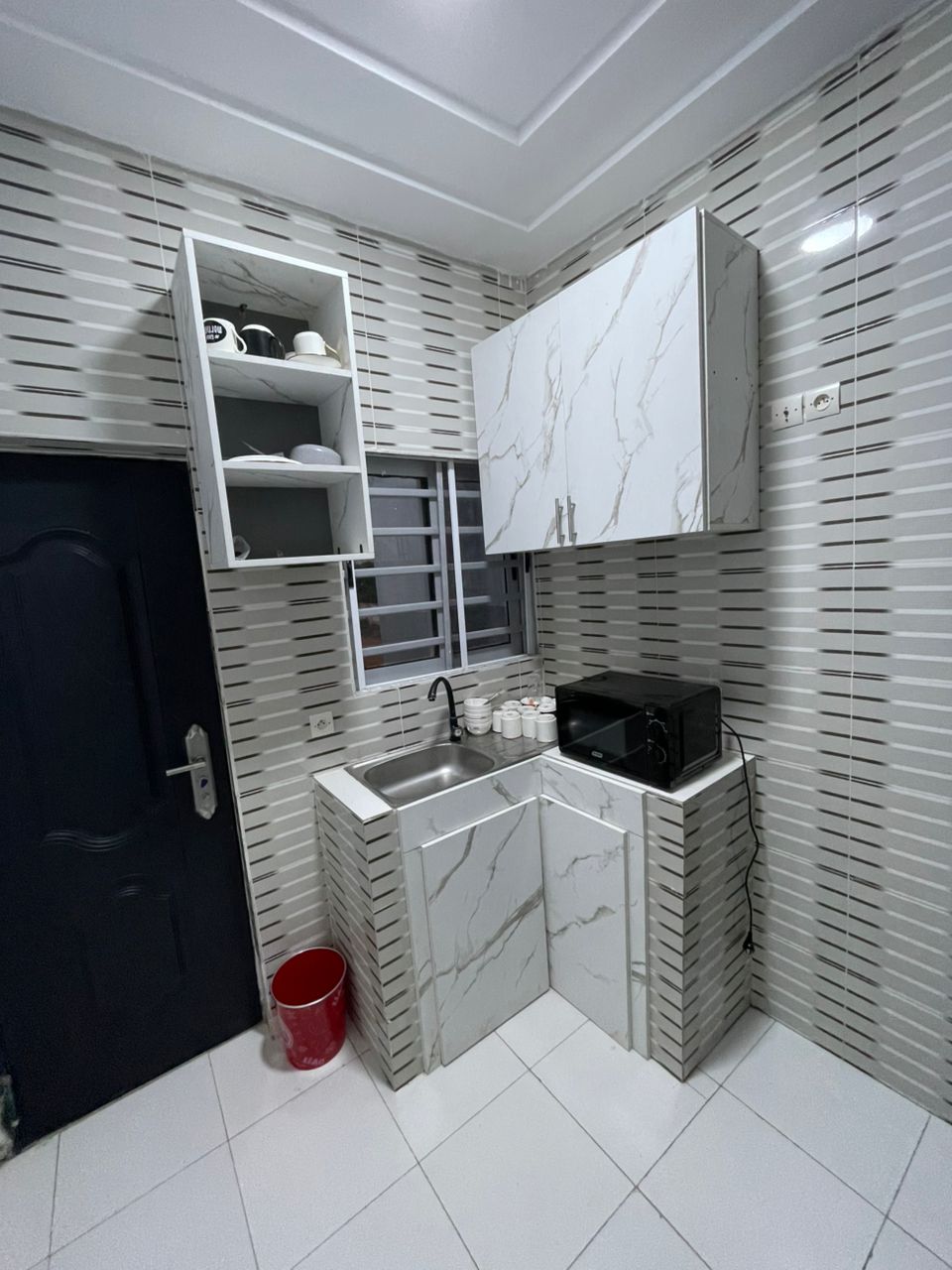 Appartement meublé à louer à adewui – 300000 FCFA