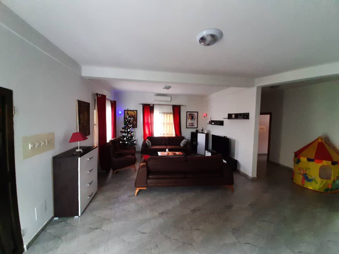 Villa à vendre à Adetikopé – 80 Millions FCFA