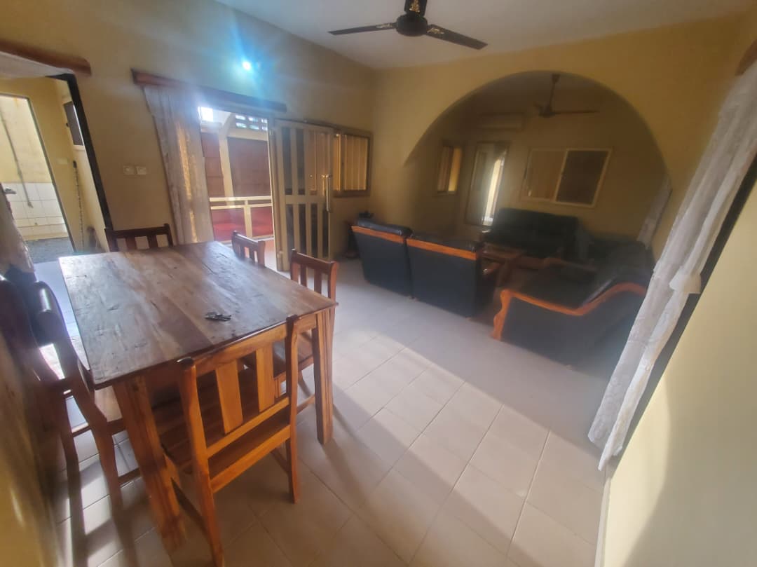 Villa 3 chambres en vente sur demi-lot à Adamavo – 55 millions FCFA