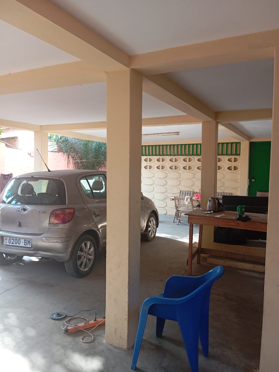 Maison 4 chambres en vente à Assigamé Aguihakomé – 220 millions FCFA