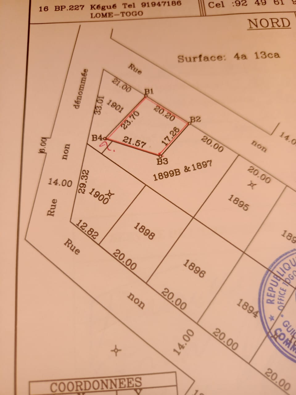 Maison 2 chambres sur 3/4 de lot en vente à Agoè – 40 millions FCFA