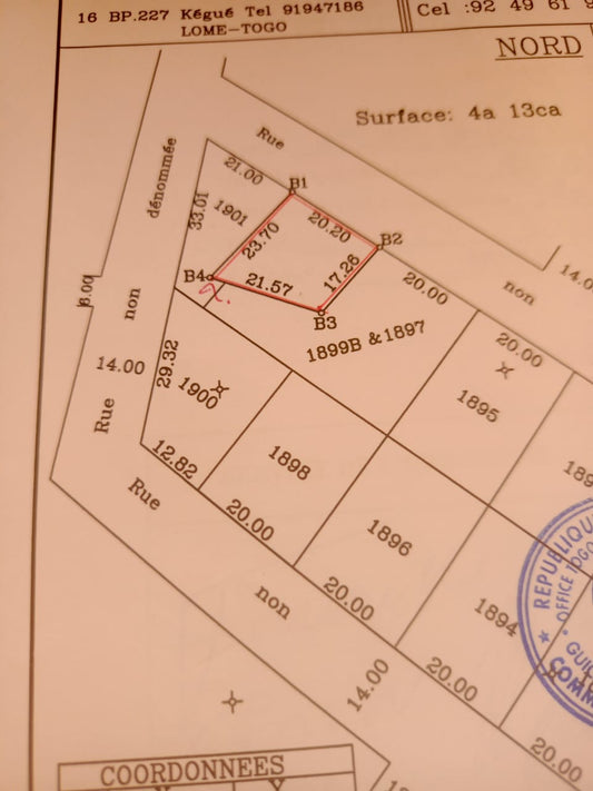 Maison 2 chambres sur 3/4 de lot en vente à Agoè – 40 millions FCFA