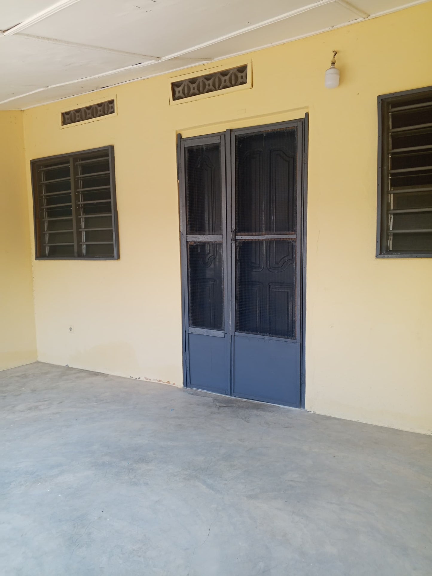 Villa duplex à vendre à Attiégou Dabarakondji (Aéroport) – 70 millions FCFA