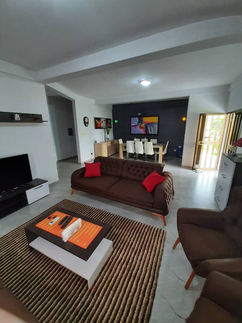 Villa à vendre à Adetikopé – 80 Millions FCFA