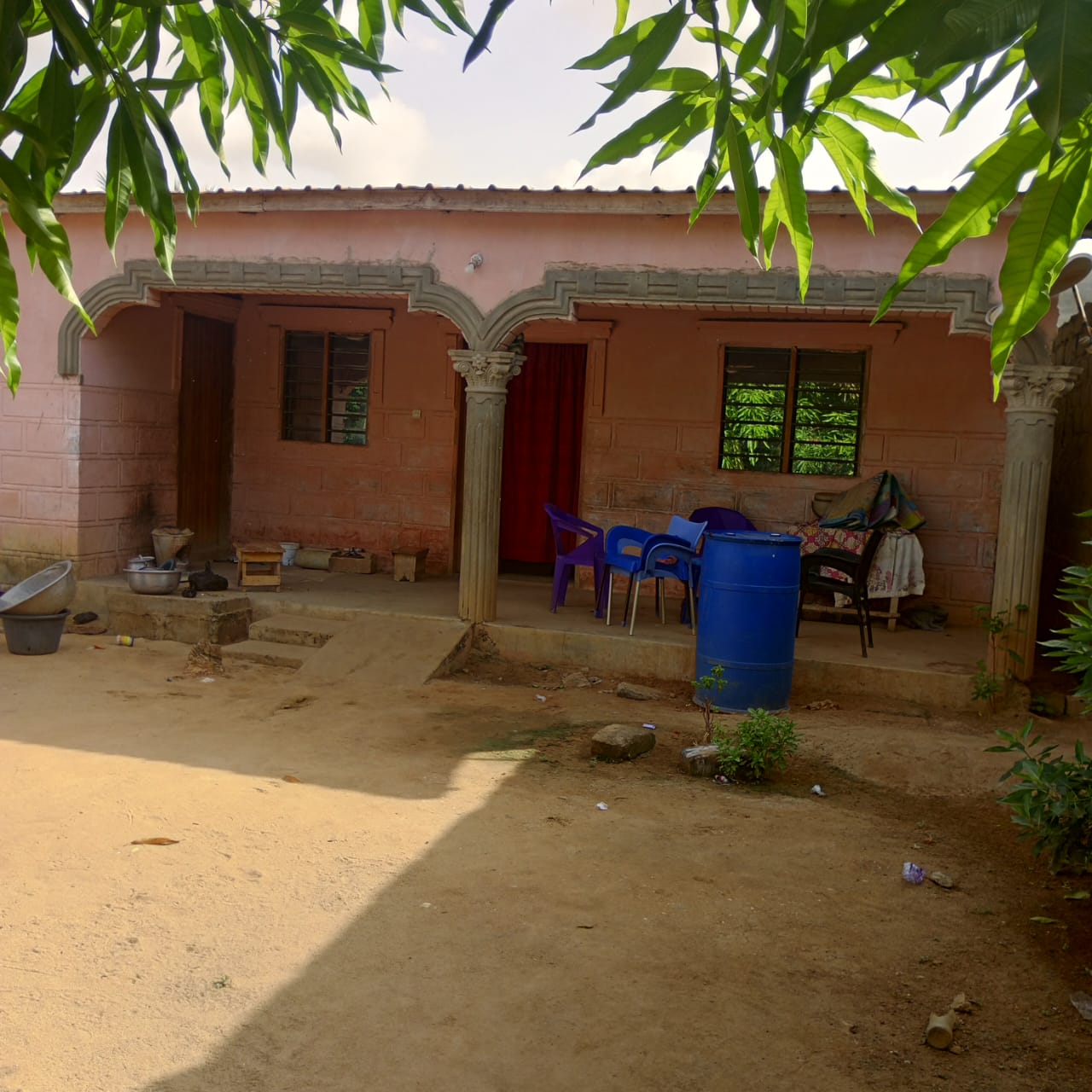Maison en vente à Adétikopé Lycée – 8 millions FCFA