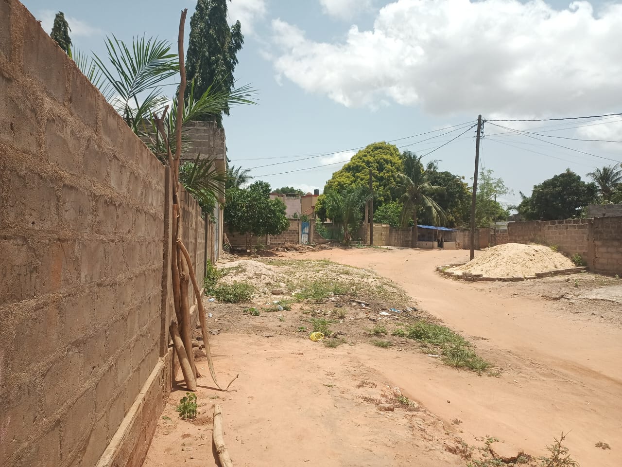 Terrain de 600 m² en vente à Avedji Margo – 30 millions FCFA