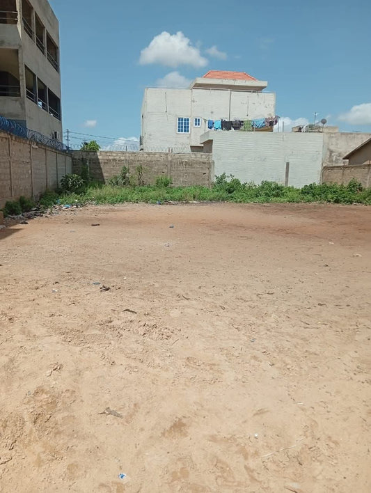 Terrain d'un lot en vente face rue à Agoè Sogbossito – 35 millions FCFA