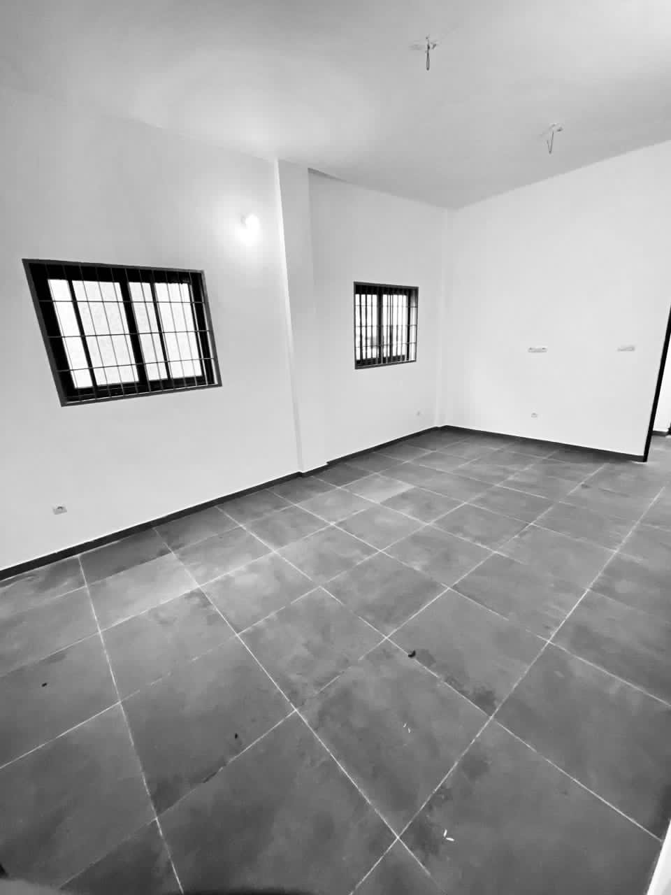 Appartement à louer à Attikoumé – 180000 FCFA