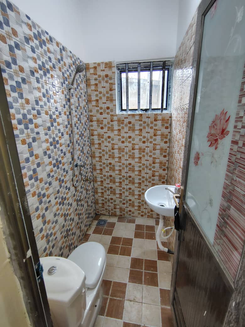 Villa 2 chambres à louer à Avedji Limousine – 130 000 FCFA