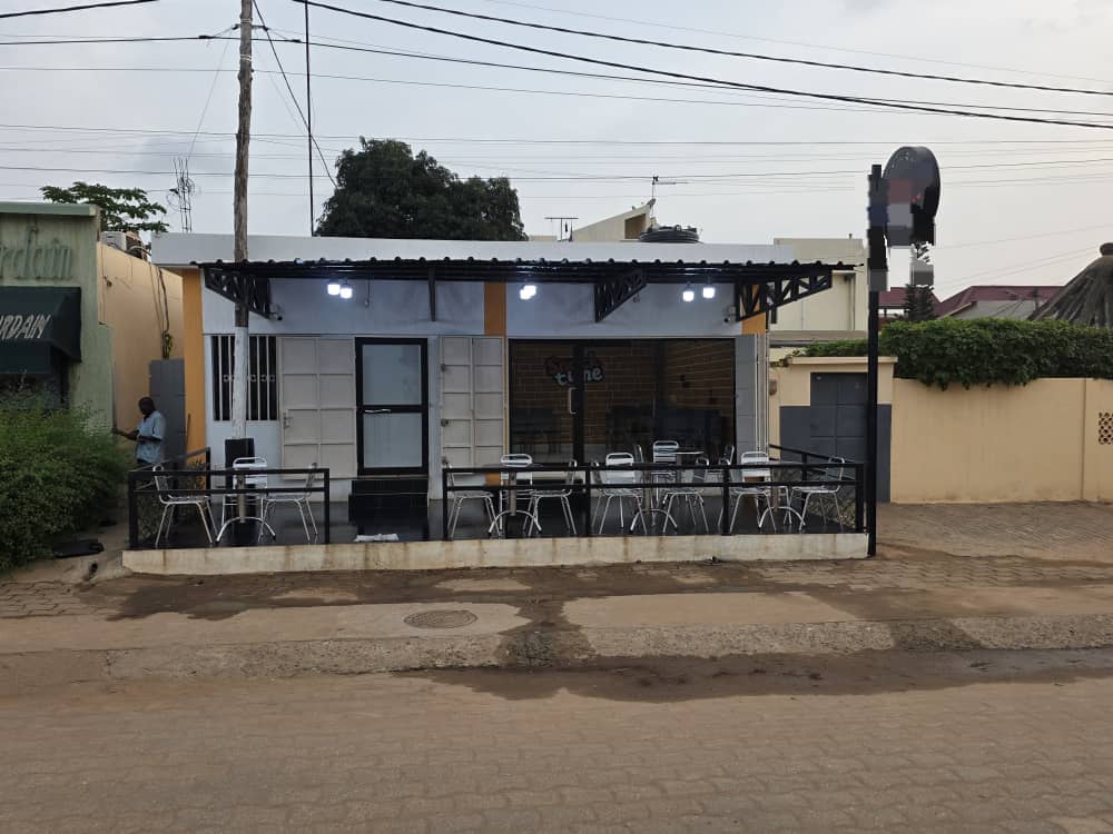 RESTAURANT A VENDRE A NOVISSI