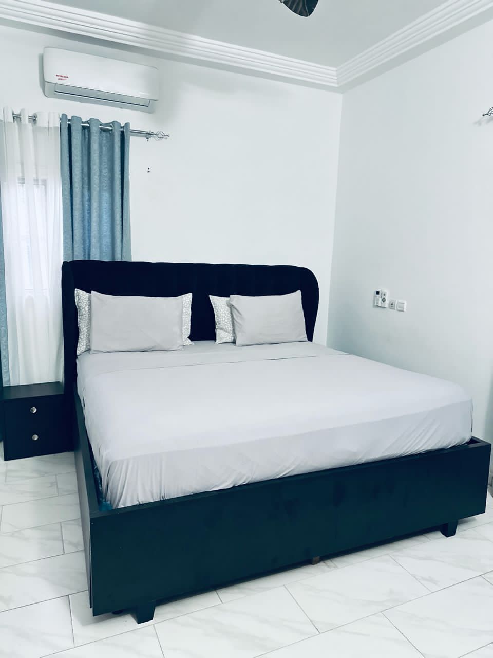 Villa à louer à Légbassito – 800000 FCFA