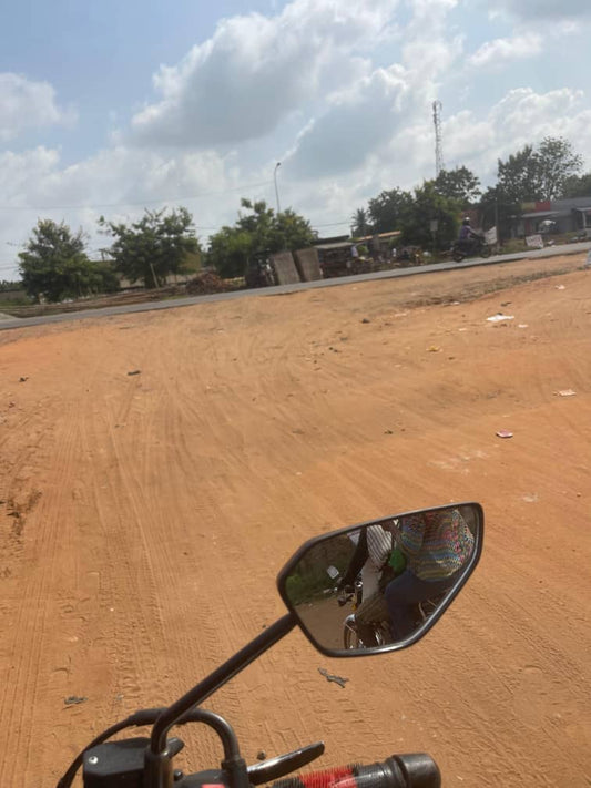 Terrain de 3 lots en vente à Adetikopé – 9,5 millions FCFA le lot