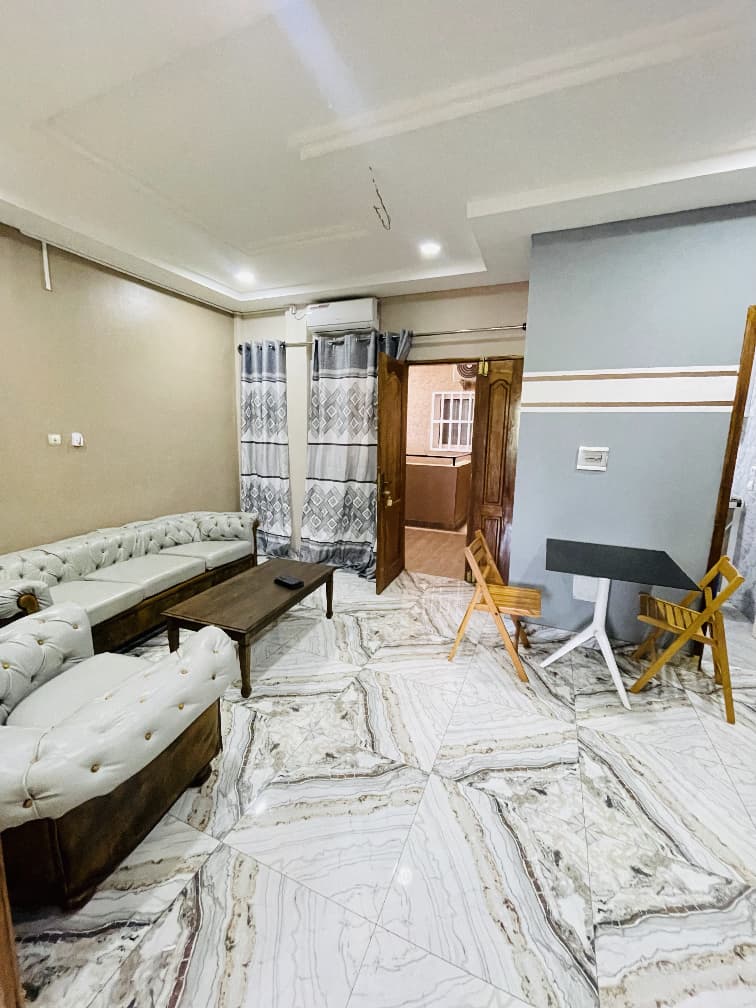 Appartement meublé à louer à Agbalépédo – 200000 FCFA/mois