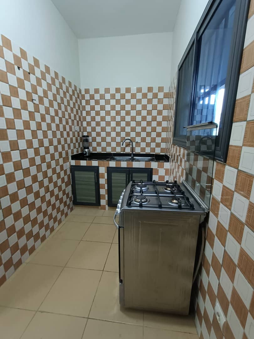 Appartement meublé à louer à Agbavi – 150000 FCFA
