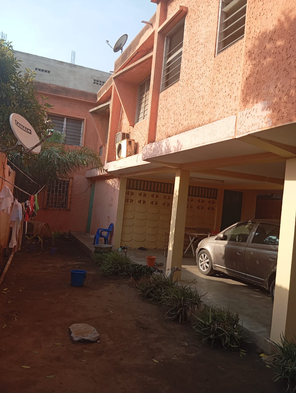 Maison 4 chambres en vente à Assigamé Aguihakomé – 220 millions FCFA