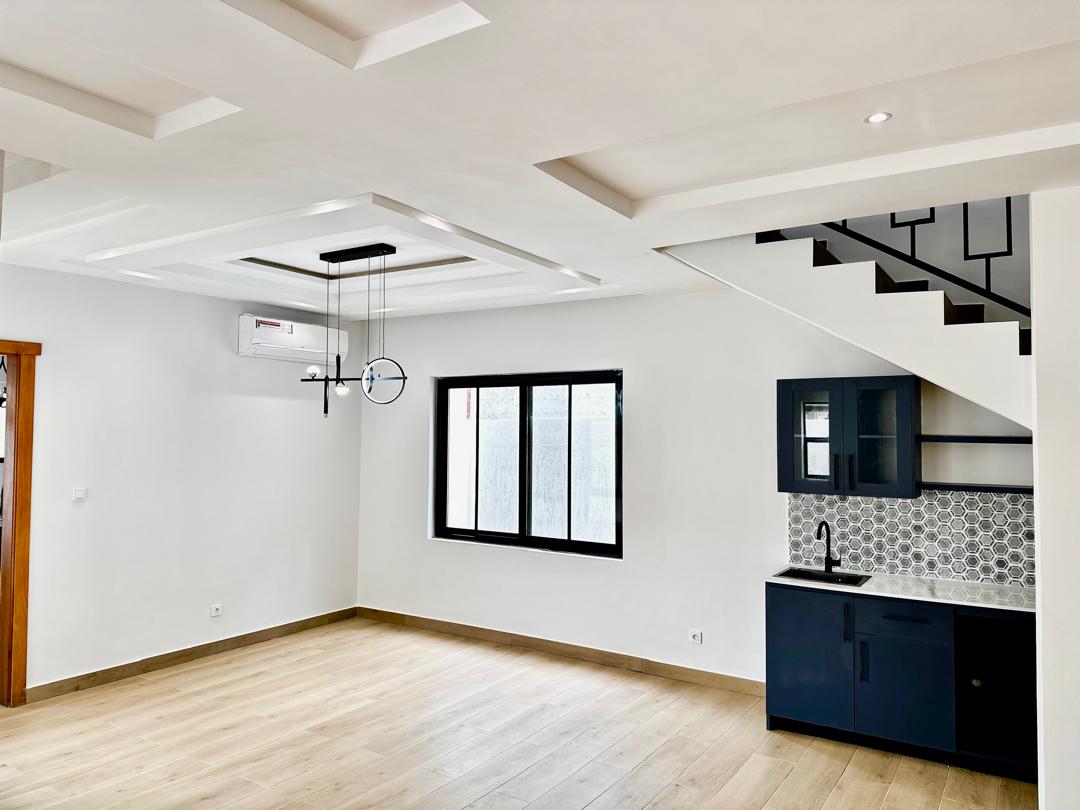 Villa à louer à Togo 2000 – 2 Millions FCFA