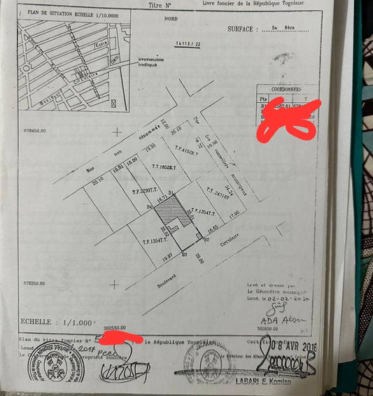 Terrain de 600 m² en vente en bordure du goudron du Boulevard du 13 Janvier – 300 millions FCFA