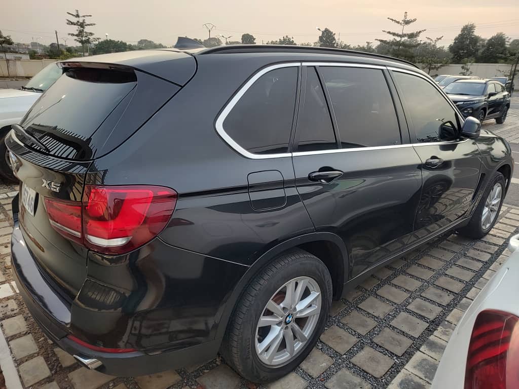 BMW X5 2014 Full options Pack Premium