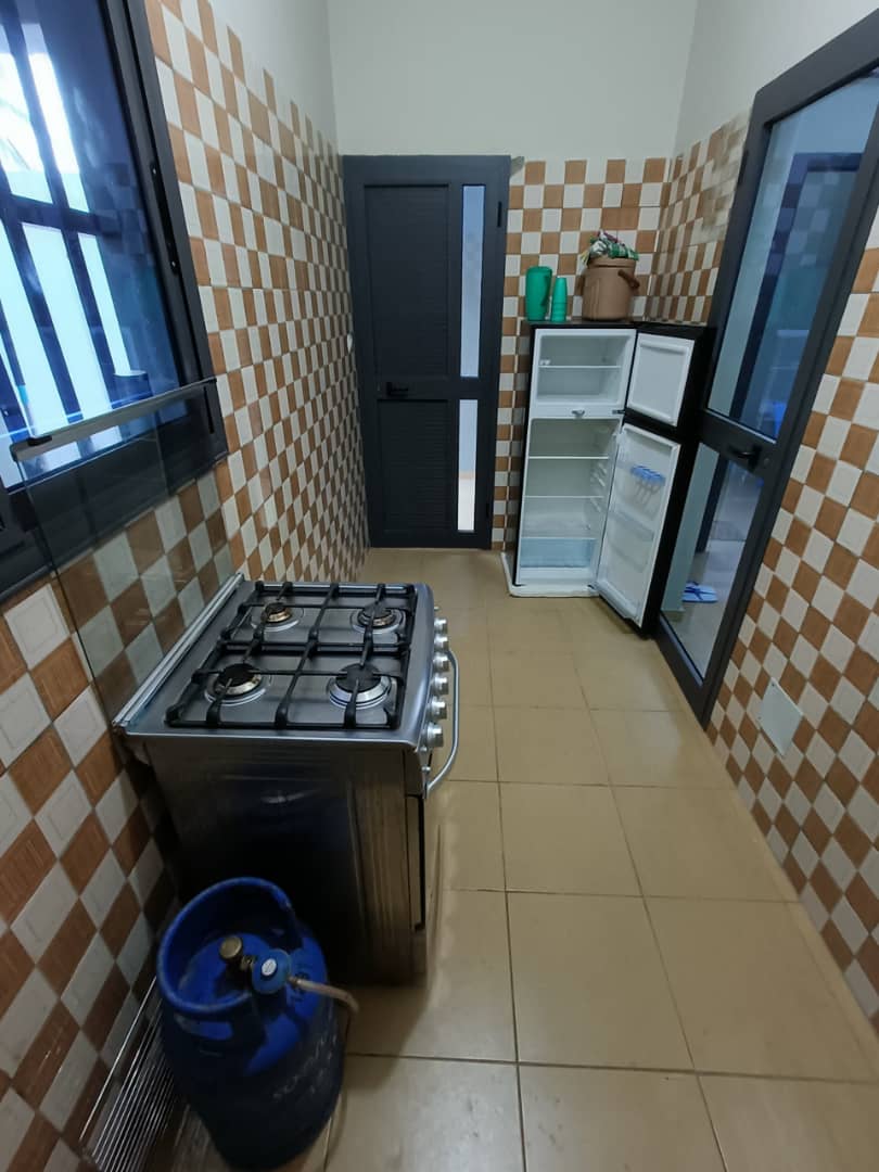 Appartement meublé à louer à Agbavi – 150000 FCFA