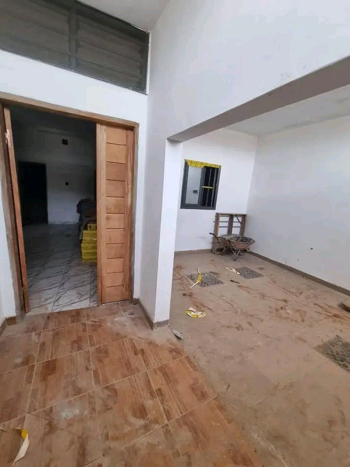 Villa en vente à SEGBÉ Akato – 25 millions FCFA