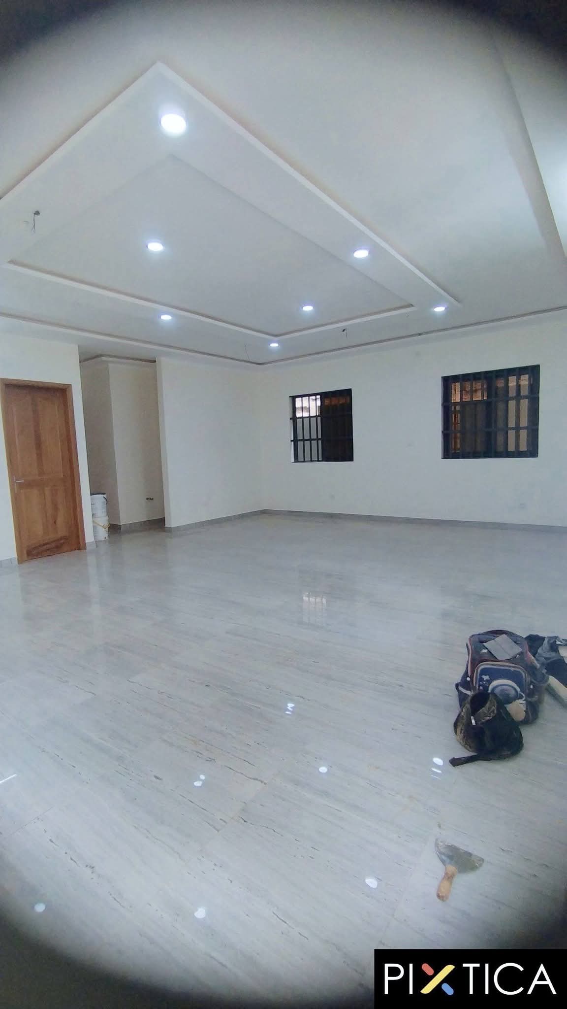 Terrain 1 lot en vente en angle de rue à Togo 2000 – 90 millions FCFA